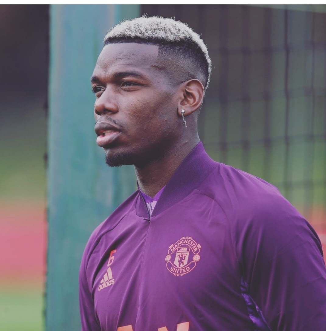 Manchester United leaving Paul Pogba out is ‘disgraceful’ says Phil Neville