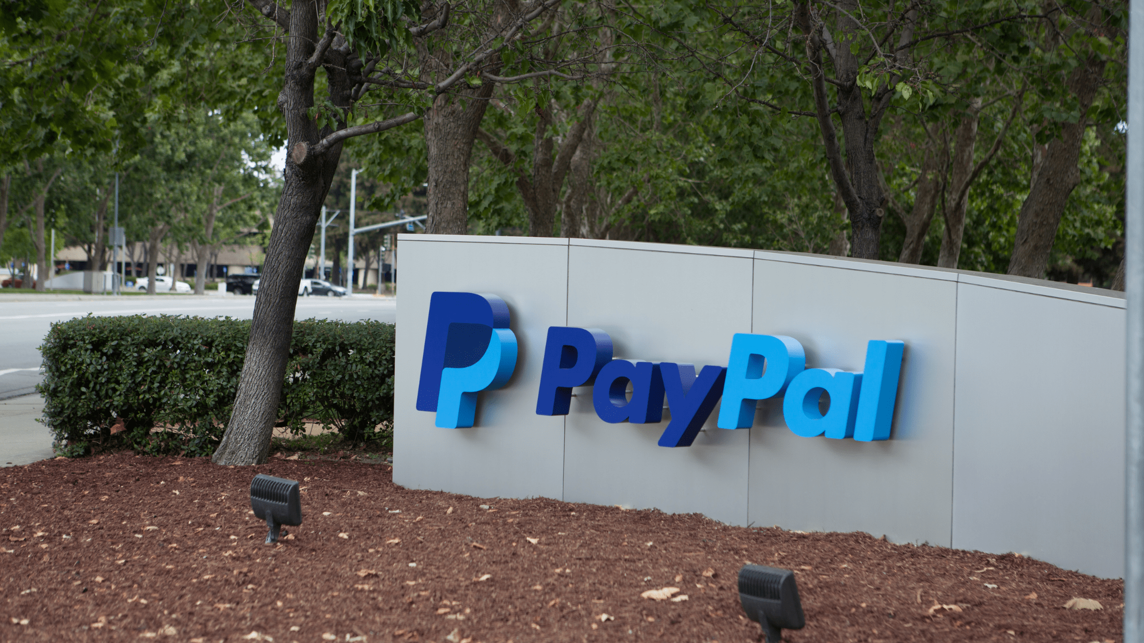 PAYPAL WILL CHARGE PEOPLE THIS WEEK WHO HAVEN’T USED THEIR ACCOUNT RECENTLY